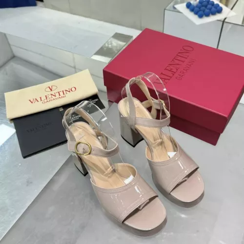 Cheap Valentino Sandal For Women #1368689 Replica Wholesale [$122.00 USD] [ITEM#1368689] on Replica Valentino Sandal