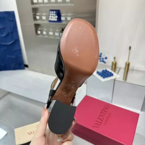 Cheap Valentino Sandal For Women #1368694 Replica Wholesale [$122.00 USD] [ITEM#1368694] on Replica Valentino Sandal