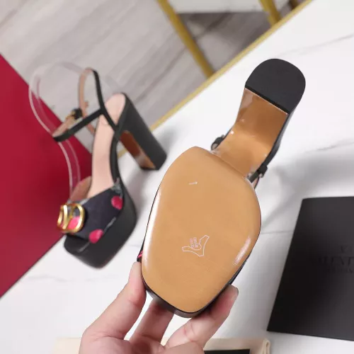 Cheap Valentino Sandal For Women #1368737 Replica Wholesale [$125.00 USD] [ITEM#1368737] on Replica Valentino Sandal