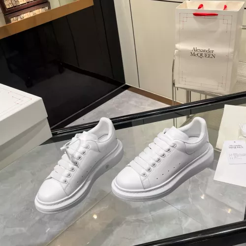 Cheap Alexander McQueen Casual Shoes For Men #1368786 Replica Wholesale [$102.00 USD] [ITEM#1368786] on Replica Alexander McQueen Casual Shoes