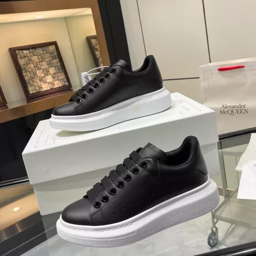 Cheap Alexander McQueen Casual Shoes For Men #1368790 Replica Wholesale [$102.00 USD] [ITEM#1368790] on Replica Alexander McQueen Casual Shoes