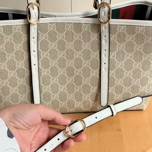 Cheap Gucci AAA Quality Shoulder Bags For Women #1368815 Replica Wholesale [$76.00 USD] [ITEM#1368815] on Replica Gucci AAA Quality Shoulder Bags