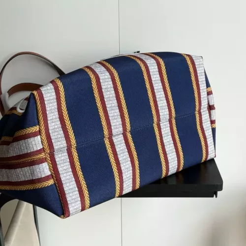 Cheap Gucci AAA Quality Shoulder Bags For Women #1368830 Replica Wholesale [$82.00 USD] [ITEM#1368830] on Replica Gucci AAA Quality Shoulder Bags