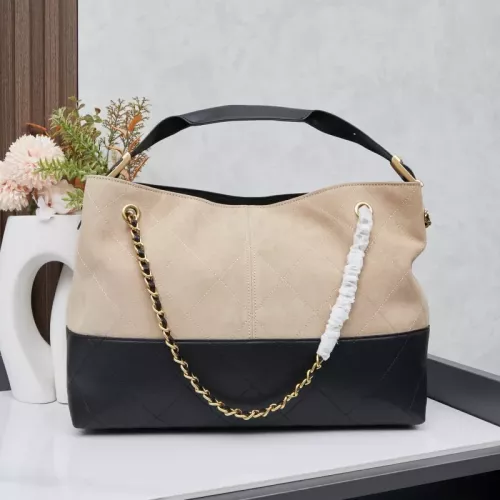 Cheap Chanel AAA Quality Shoulder Bags For Women #1368862 Replica Wholesale [$92.00 USD] [ITEM#1368862] on Replica Chanel AAA Quality Shoulder Bags