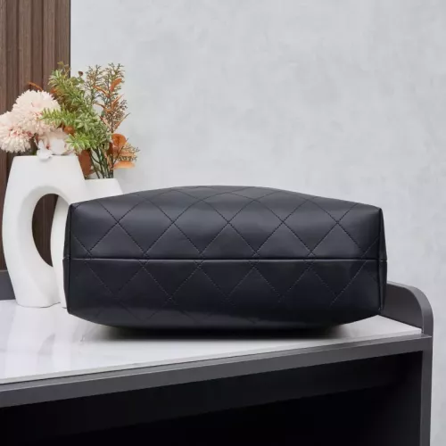 Cheap Chanel AAA Quality Shoulder Bags For Women #1368862 Replica Wholesale [$92.00 USD] [ITEM#1368862] on Replica Chanel AAA Quality Shoulder Bags