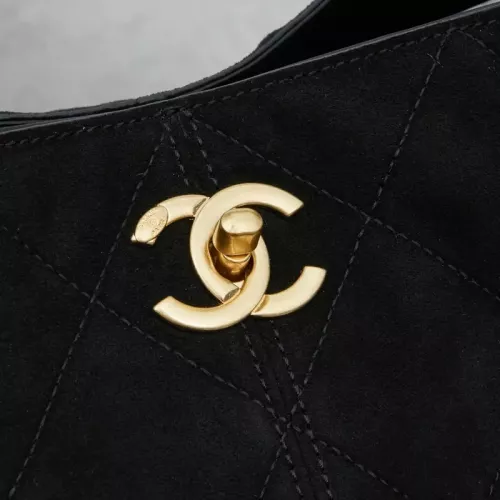 Cheap Chanel AAA Quality Shoulder Bags For Women #1368865 Replica Wholesale [$92.00 USD] [ITEM#1368865] on Replica Chanel AAA Quality Shoulder Bags