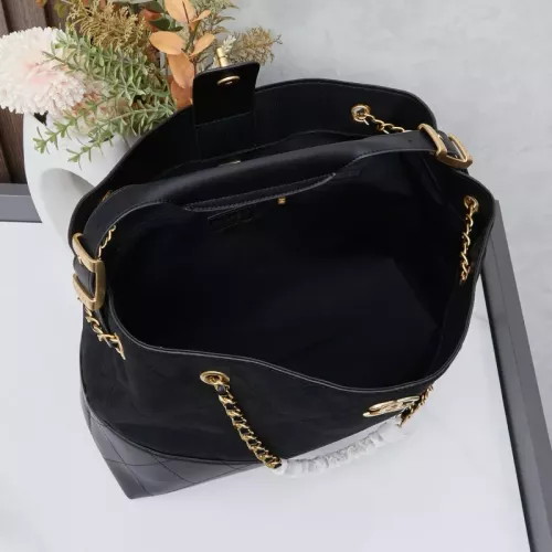 Cheap Chanel AAA Quality Shoulder Bags For Women #1368865 Replica Wholesale [$92.00 USD] [ITEM#1368865] on Replica Chanel AAA Quality Shoulder Bags