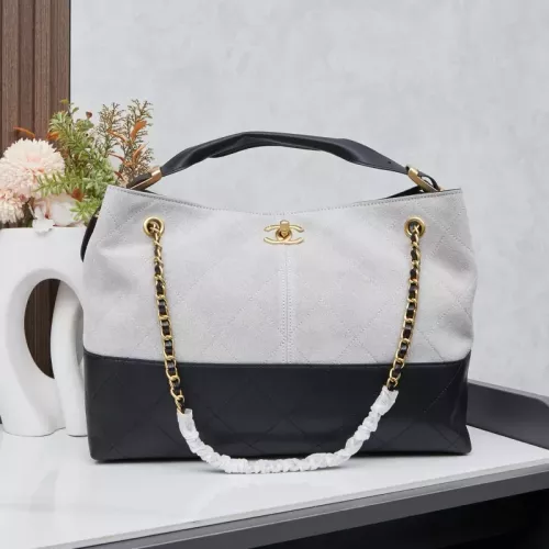 Chanel AAA Quality Shoulder Bags For Women #1368867