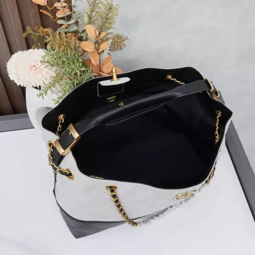 Cheap Chanel AAA Quality Shoulder Bags For Women #1368867 Replica Wholesale [$92.00 USD] [ITEM#1368867] on Replica Chanel AAA Quality Shoulder Bags