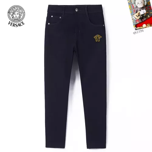 Cheap Versace Jeans For Men #1369495 Replica Wholesale [$48.00 USD] [ITEM#1369495] on Replica Versace Jeans