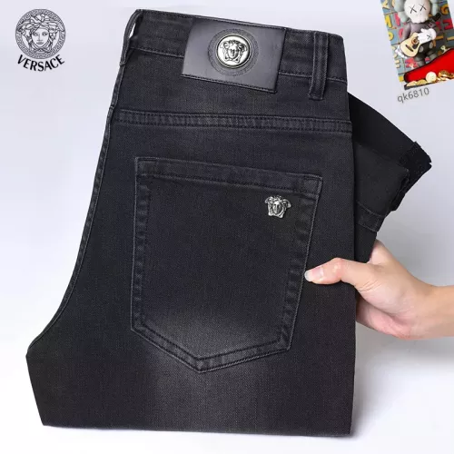 Cheap Versace Jeans For Men #1369539 Replica Wholesale [$48.00 USD] [ITEM#1369539] on Replica Versace Jeans