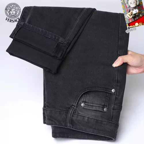 Cheap Versace Jeans For Men #1369539 Replica Wholesale [$48.00 USD] [ITEM#1369539] on Replica Versace Jeans