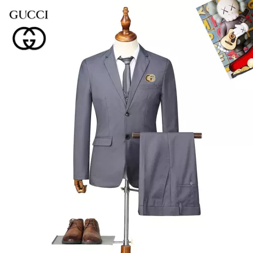 Gucci Tracksuits Long Sleeved For Men #1369637