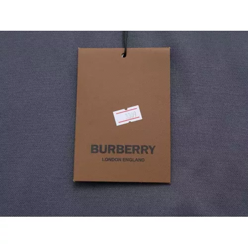 Cheap Burberry T-Shirts Short Sleeved For Men #1370356 Replica Wholesale [$32.00 USD] [ITEM#1370356] on Replica Burberry T-Shirts