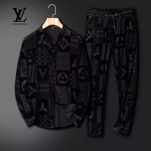 Louis Vuitton LV Tracksuits Long Sleeved For Men #1370590