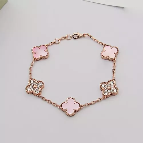 Van Cleef & Arpels Bracelets For Women #1371303