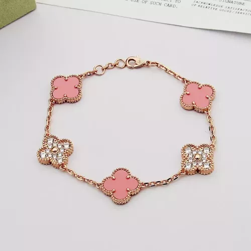 Van Cleef & Arpels Bracelets For Women #1371306