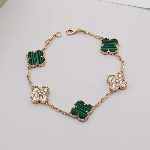 Van Cleef & Arpels Bracelets For Women #1371315