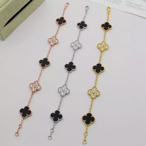 Cheap Van Cleef &amp; Arpels Bracelets For Women #1371322 Replica Wholesale [$29.00 USD] [ITEM#1371322] on Replica Van Cleef &amp; Arpels Bracelets