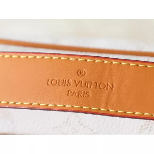 Cheap Louis Vuitton Messenger Bags For Women #1371347 Replica Wholesale [$60.00 USD] [ITEM#1371347] on Replica Louis Vuitton Messenger Bags