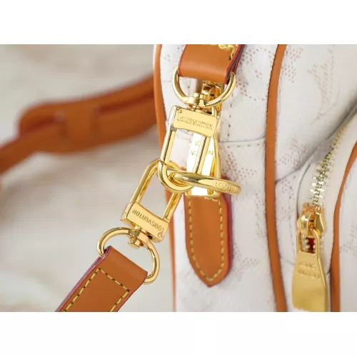 Cheap Louis Vuitton Messenger Bags For Women #1371347 Replica Wholesale [$60.00 USD] [ITEM#1371347] on Replica Louis Vuitton Messenger Bags