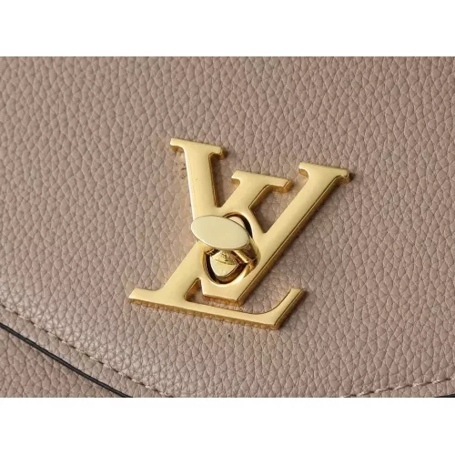 Cheap Louis Vuitton Messenger Bags For Women #1371351 Replica Wholesale [$60.00 USD] [ITEM#1371351] on Replica Louis Vuitton Messenger Bags