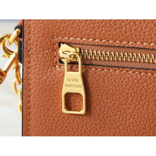 Cheap Louis Vuitton Messenger Bags For Women #1371352 Replica Wholesale [$60.00 USD] [ITEM#1371352] on Replica Louis Vuitton Messenger Bags