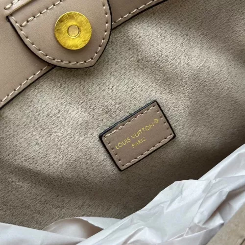 Cheap Louis Vuitton AAA Quality Handbags For Women #1371358 Replica Wholesale [$68.00 USD] [ITEM#1371358] on Replica Louis Vuitton AAA Quality Handbags