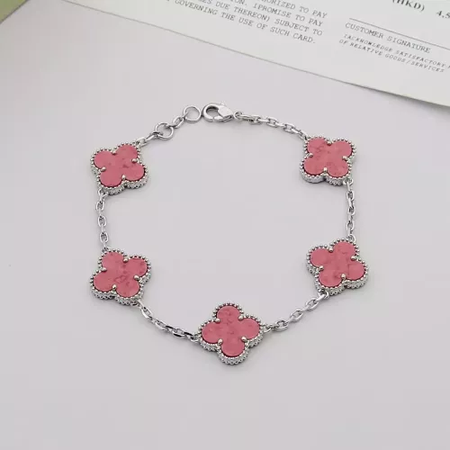 Van Cleef & Arpels Bracelets For Women #1371373