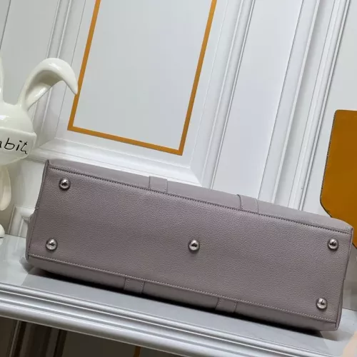 Cheap Louis Vuitton AAA Quality Handbags For Women #1371448 Replica Wholesale [$82.00 USD] [ITEM#1371448] on Replica Louis Vuitton AAA Quality Handbags