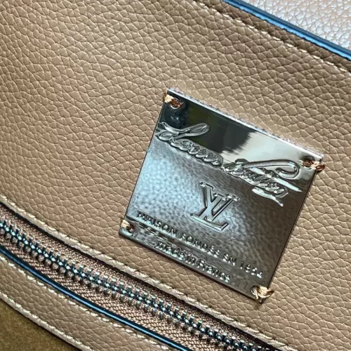 Cheap Louis Vuitton AAA Quality Handbags For Women #1371450 Replica Wholesale [$82.00 USD] [ITEM#1371450] on Replica Louis Vuitton AAA Quality Handbags