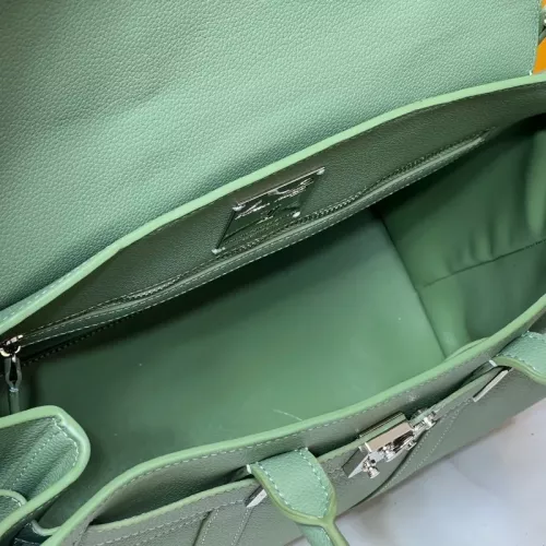 Cheap Louis Vuitton AAA Quality Handbags For Women #1371451 Replica Wholesale [$82.00 USD] [ITEM#1371451] on Replica Louis Vuitton AAA Quality Handbags