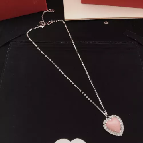 Cheap Valentino Necklaces For Women #1371474 Replica Wholesale [$32.00 USD] [ITEM#1371474] on Replica Valentino Necklaces