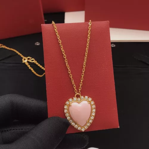 Cheap Valentino Necklaces For Women #1371475 Replica Wholesale [$32.00 USD] [ITEM#1371475] on Replica Valentino Necklaces