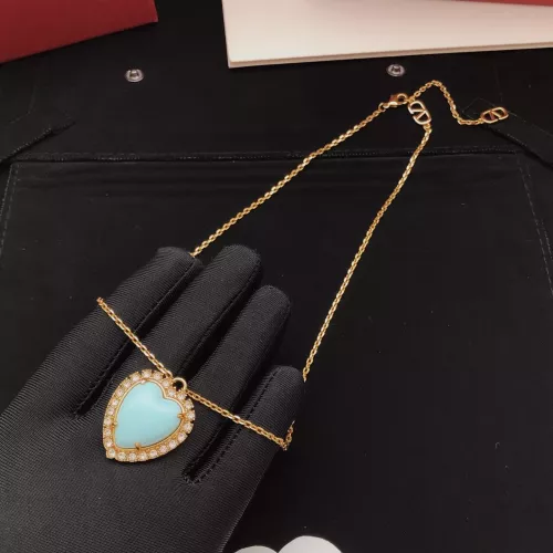 Cheap Valentino Necklaces For Women #1371483 Replica Wholesale [$32.00 USD] [ITEM#1371483] on Replica Valentino Necklaces