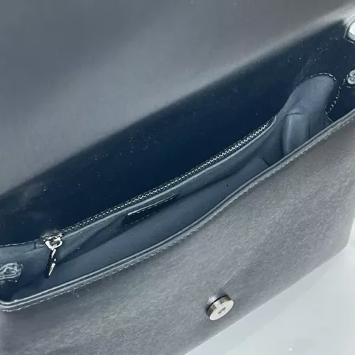 Cheap Louis Vuitton AAA Quality Messenger Bags For Women #1371489 Replica Wholesale [$68.00 USD] [ITEM#1371489] on Replica Louis Vuitton AAA Quality Messenger Bags