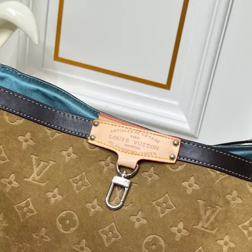 Cheap Louis Vuitton AAA Quality Messenger Bags For Women #1371491 Replica Wholesale [$68.00 USD] [ITEM#1371491] on Replica Louis Vuitton AAA Quality Messenger Bags