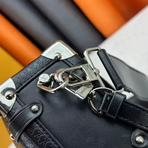 Cheap Louis Vuitton AAA Quality Messenger Bags For Women #1371495 Replica Wholesale [$72.00 USD] [ITEM#1371495] on Replica Louis Vuitton AAA Quality Messenger Bags