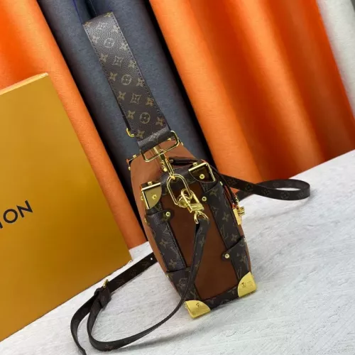 Cheap Louis Vuitton AAA Quality Messenger Bags For Women #1371499 Replica Wholesale [$80.00 USD] [ITEM#1371499] on Replica Louis Vuitton AAA Quality Messenger Bags