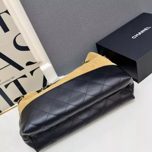 Cheap Chanel AAA Quality Shoulder Bags For Women #1371990 Replica Wholesale [$96.00 USD] [ITEM#1371990] on Replica Chanel AAA Quality Shoulder Bags