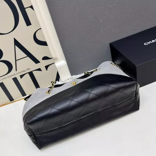Cheap Chanel AAA Quality Shoulder Bags For Women #1371992 Replica Wholesale [$96.00 USD] [ITEM#1371992] on Replica Chanel AAA Quality Shoulder Bags