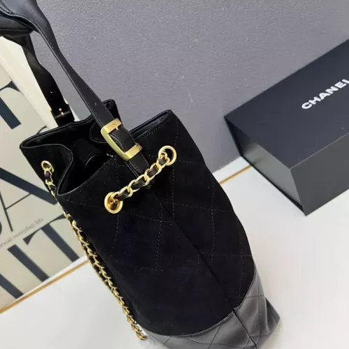 Cheap Chanel AAA Quality Shoulder Bags For Women #1372008 Replica Wholesale [$96.00 USD] [ITEM#1372008] on Replica Chanel AAA Quality Shoulder Bags