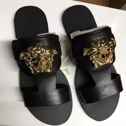 Versace Slippers For Women #1372012