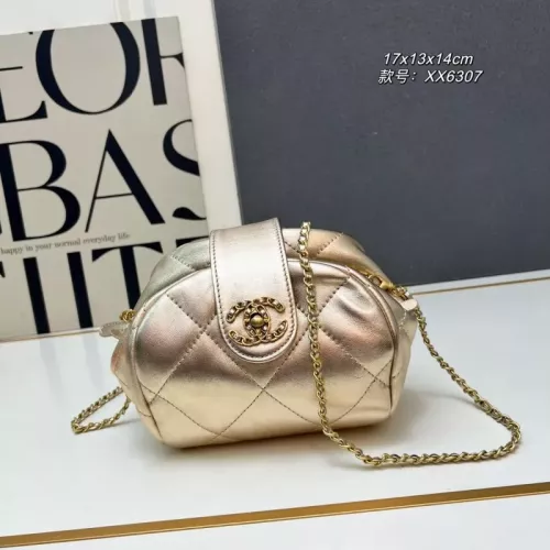 Chanel AAA Quality Messenger Bags For Women #1372027