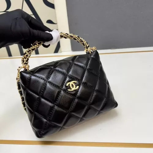 Cheap Chanel AAA Quality Messenger Bags For Women #1372031 Replica Wholesale [$82.00 USD] [ITEM#1372031] on Replica Chanel AAA Quality Messenger Bags