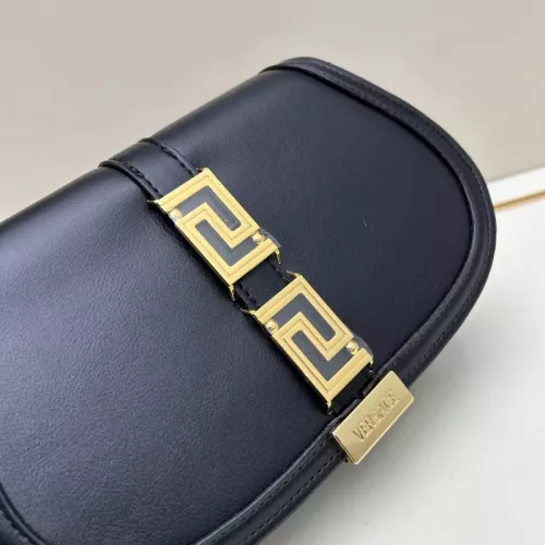 Cheap Versace AAA Quality Messenger Bags For Women #1372139 Replica Wholesale [$98.00 USD] [ITEM#1372139] on Replica Versace AAA Quality Messenger Bags