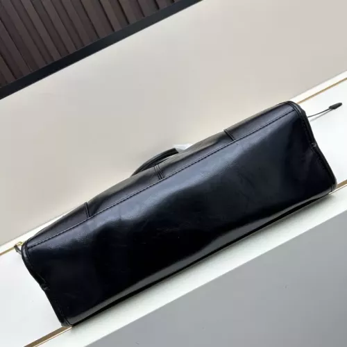 Cheap Prada AAA Quality Handbags For Women #1372175 Replica Wholesale [$98.00 USD] [ITEM#1372175] on Replica Prada AAA Quality Handbags