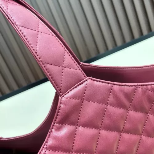 Cheap Yves Saint Laurent AAA Quality Handbags For Women #1372194 Replica Wholesale [$122.00 USD] [ITEM#1372194] on Replica Yves Saint Laurent AAA Quality Handbags