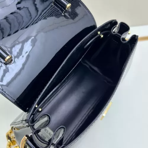 Cheap Versace AAA Quality Handbags For Women #1372218 Replica Wholesale [$100.00 USD] [ITEM#1372218] on Replica Versace AAA Quality Handbags