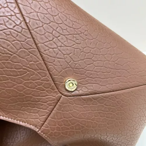 Cheap Yves Saint Laurent AAA Quality Handbags For Women #1372253 Replica Wholesale [$88.00 USD] [ITEM#1372253] on Replica Yves Saint Laurent AAA Quality Handbags